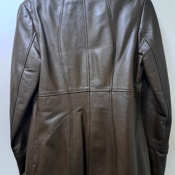 Danier classic leather jacket - Picture 3 of 5
